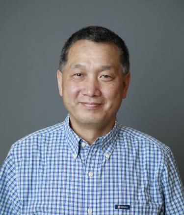 Dr. Feng Wang headshot