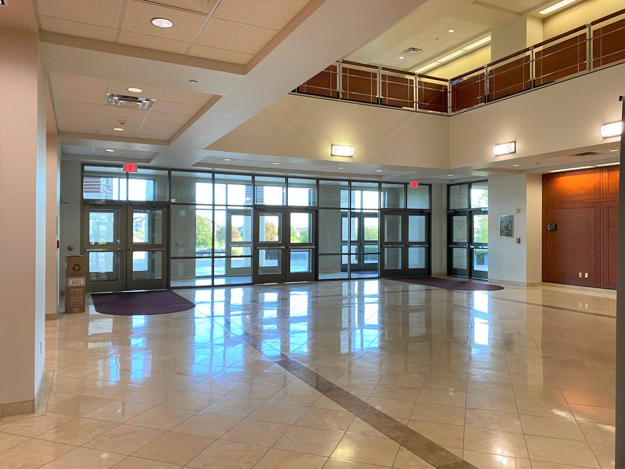 Front doors of Avery building at RRC