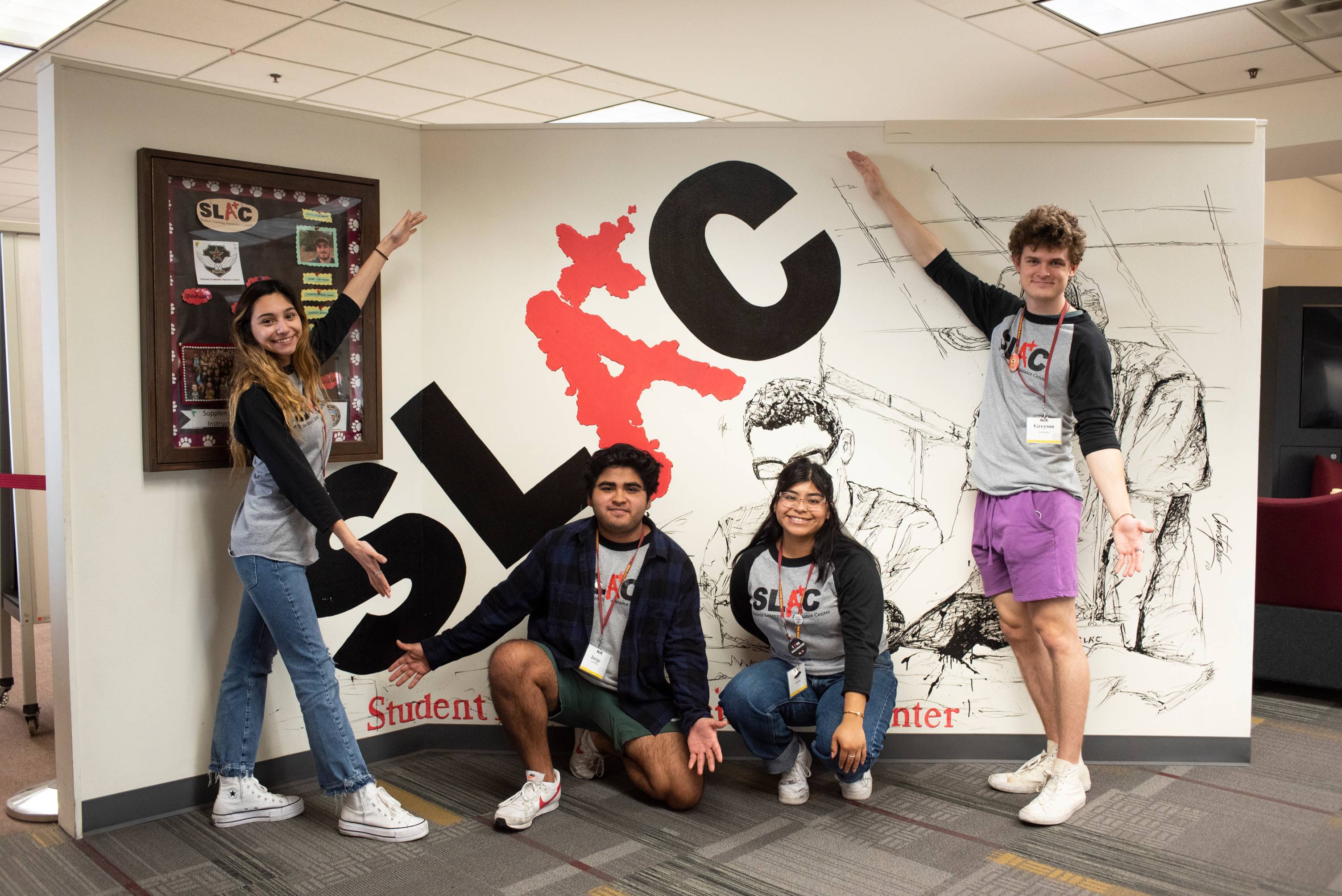 Students in front of SLAC mural