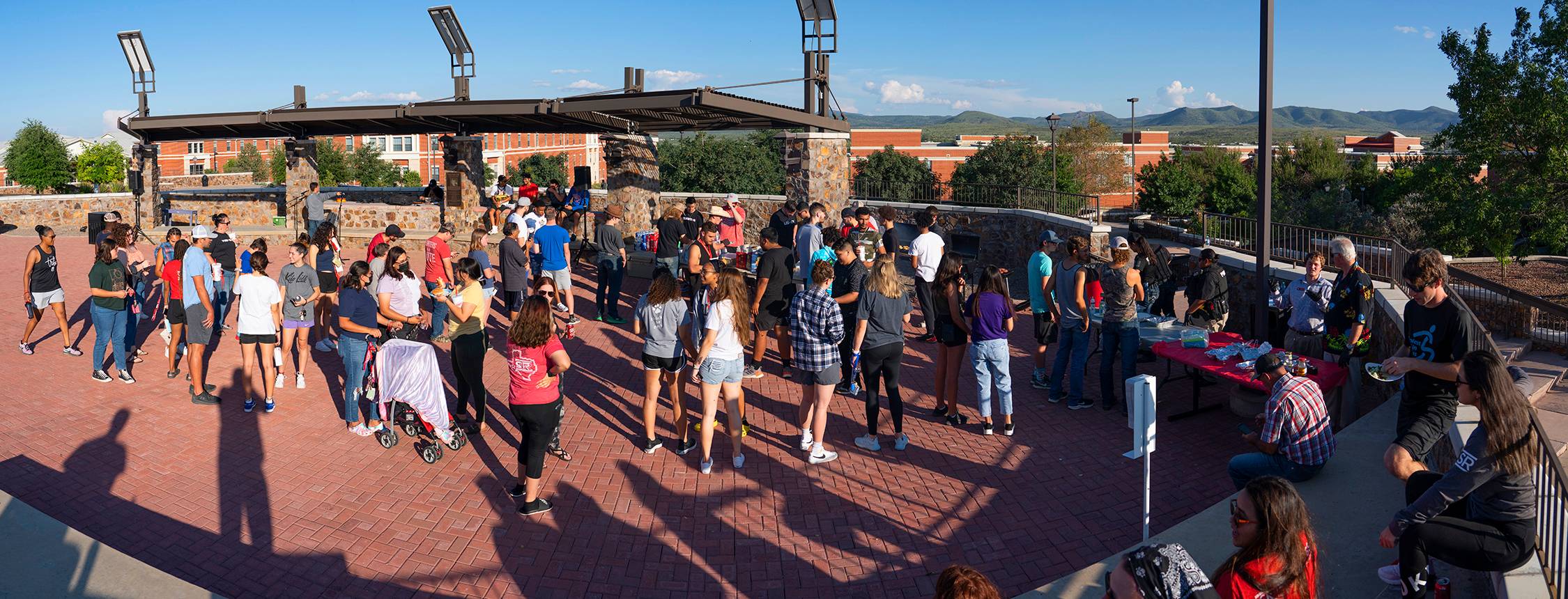 SUL ROSS - THE FRONTIER UNIVERSITY of Texas