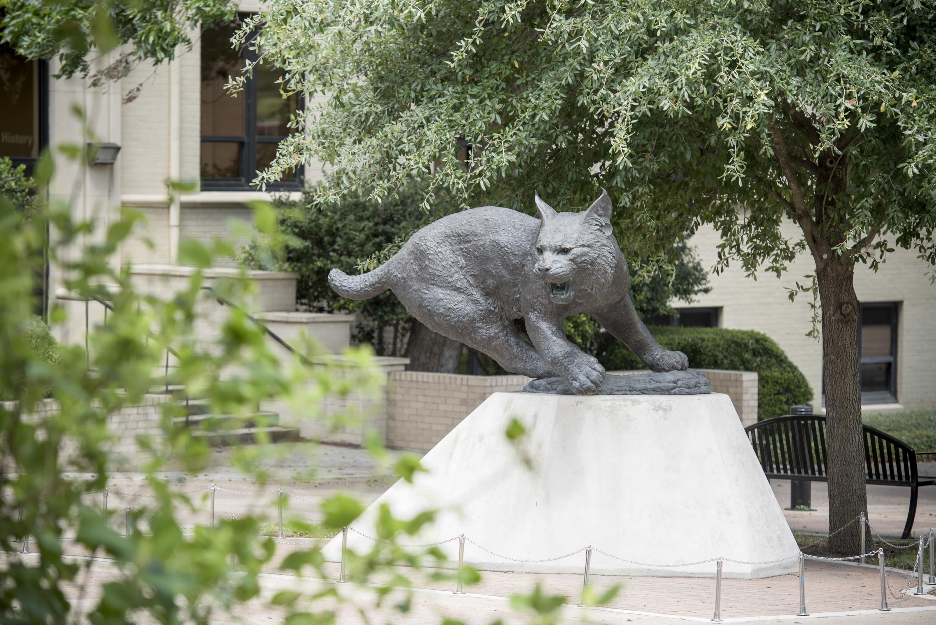 bobcat statue