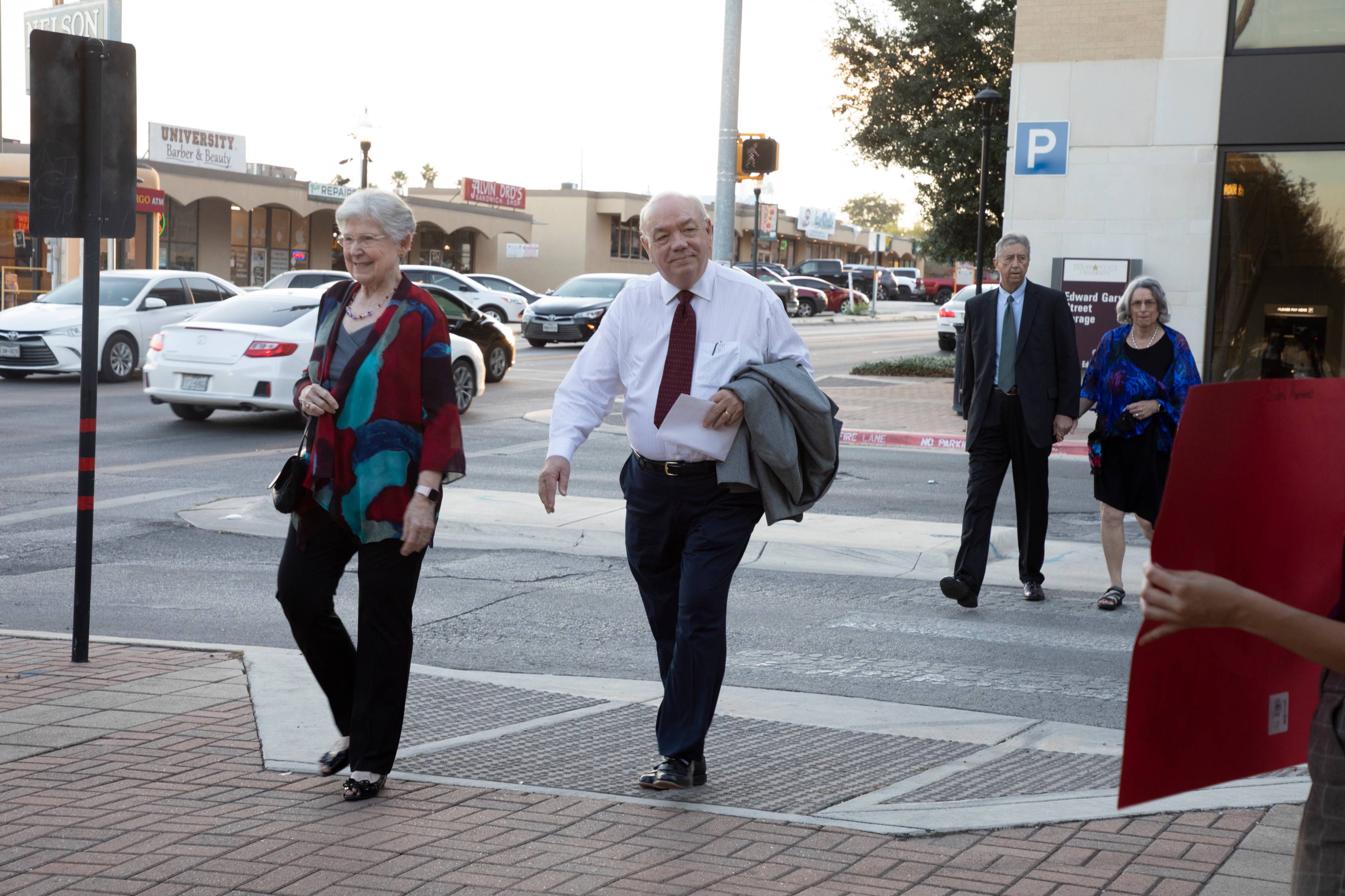 Donors walking to performing art center