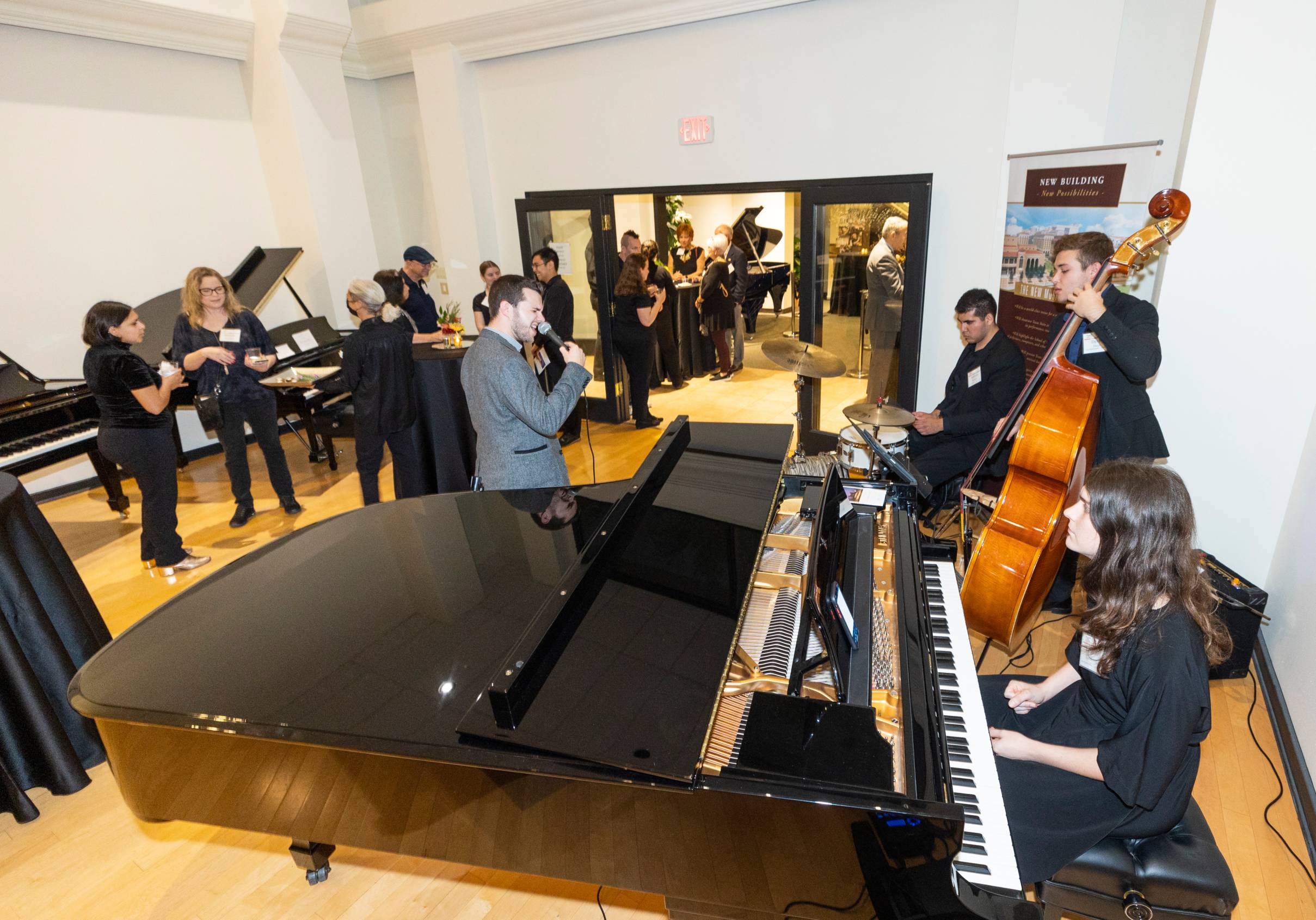 Welcome reception with Jazz Combo