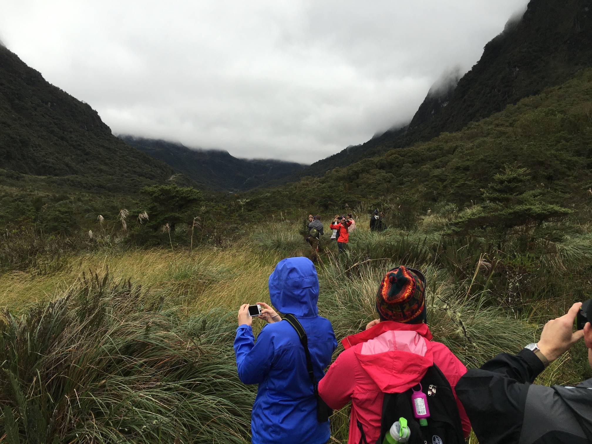 Students on field trip in Ecuador