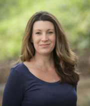 Headshot of Ms. Leslie Garrett