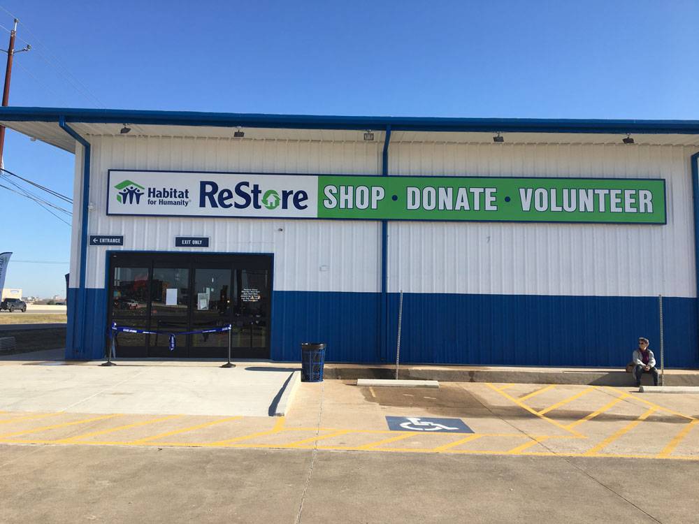 ReStore Habitat for Humanity store front 