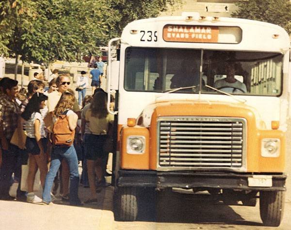 1980s shuttle bus