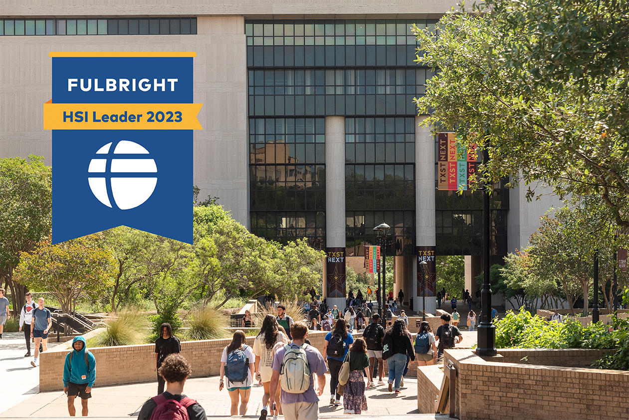 students walking on txst san marcos campus