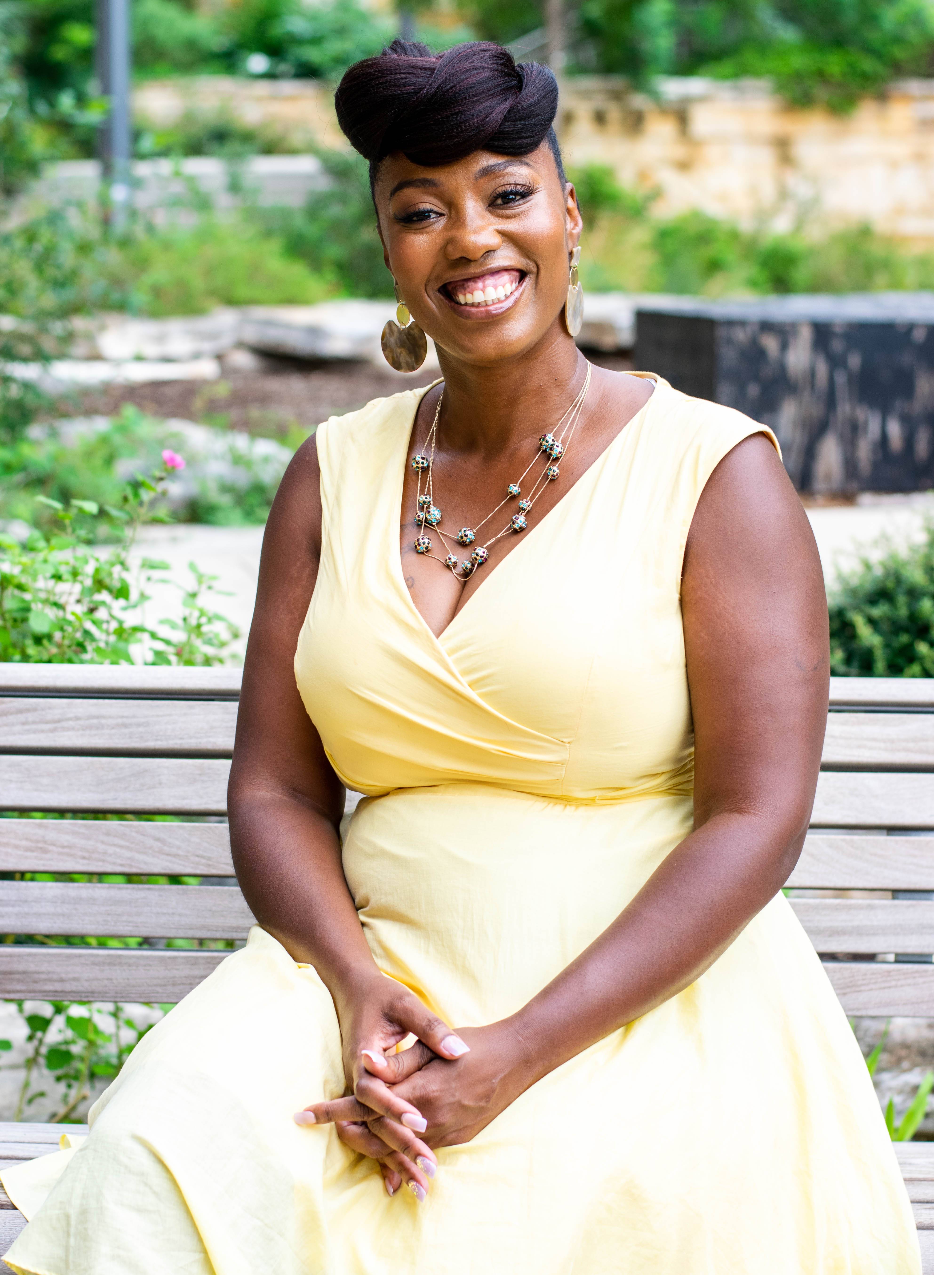 Headshot of Lora Williams. 