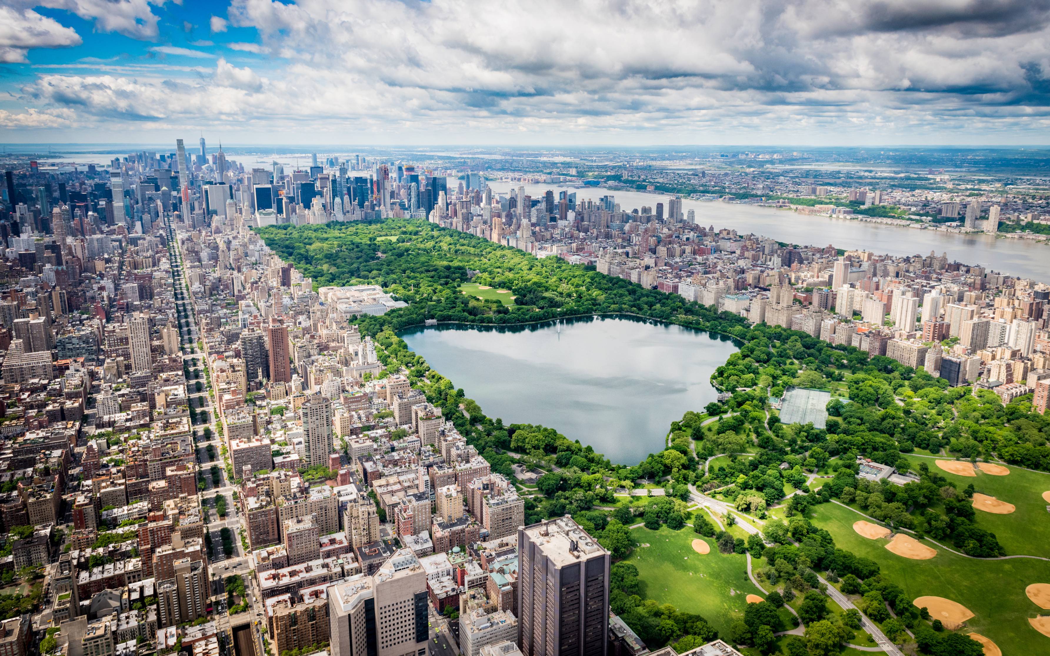 overview of central park in new york city image