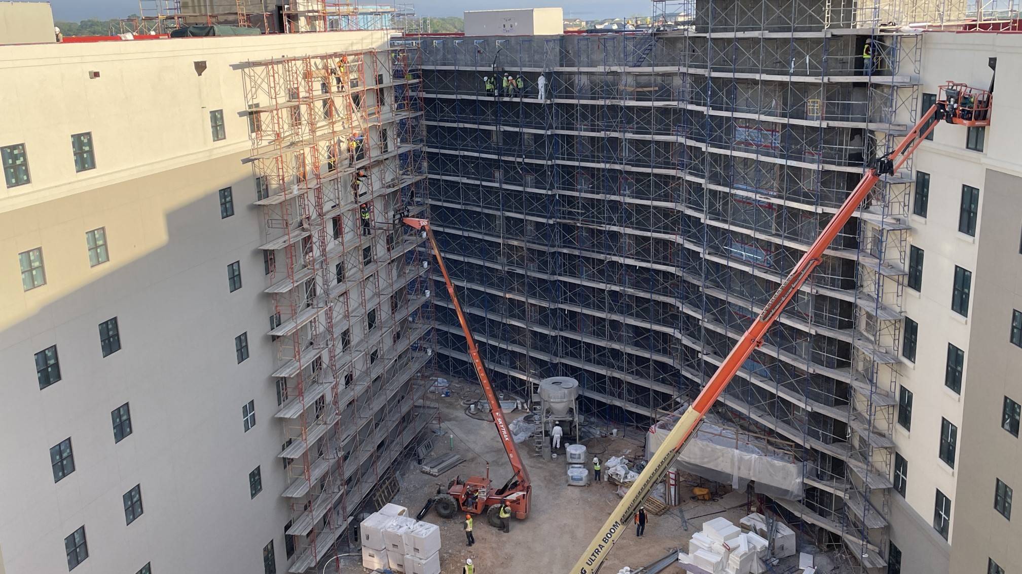 Alamito & Cibolo Halls exterior plaster progress - April 2024