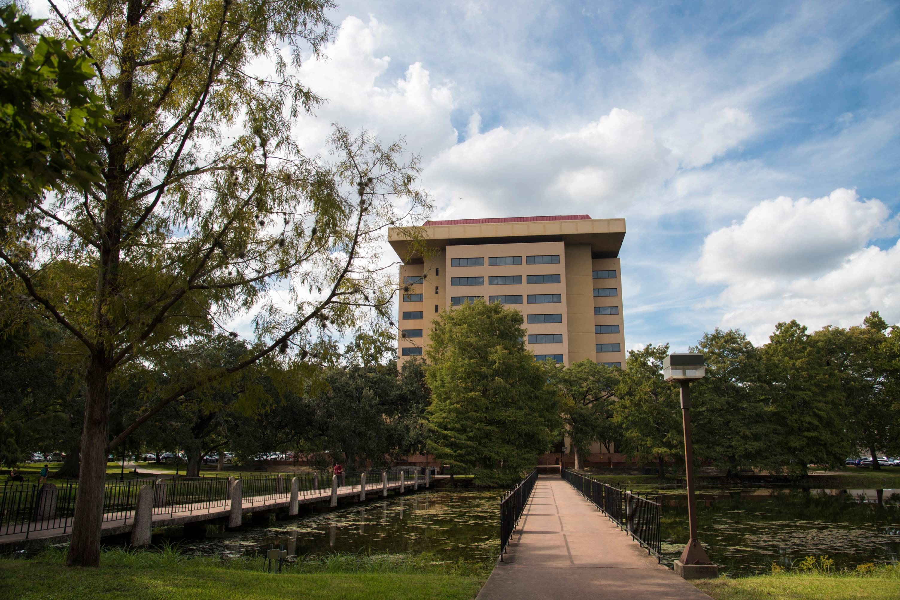 J. C Kellum building.