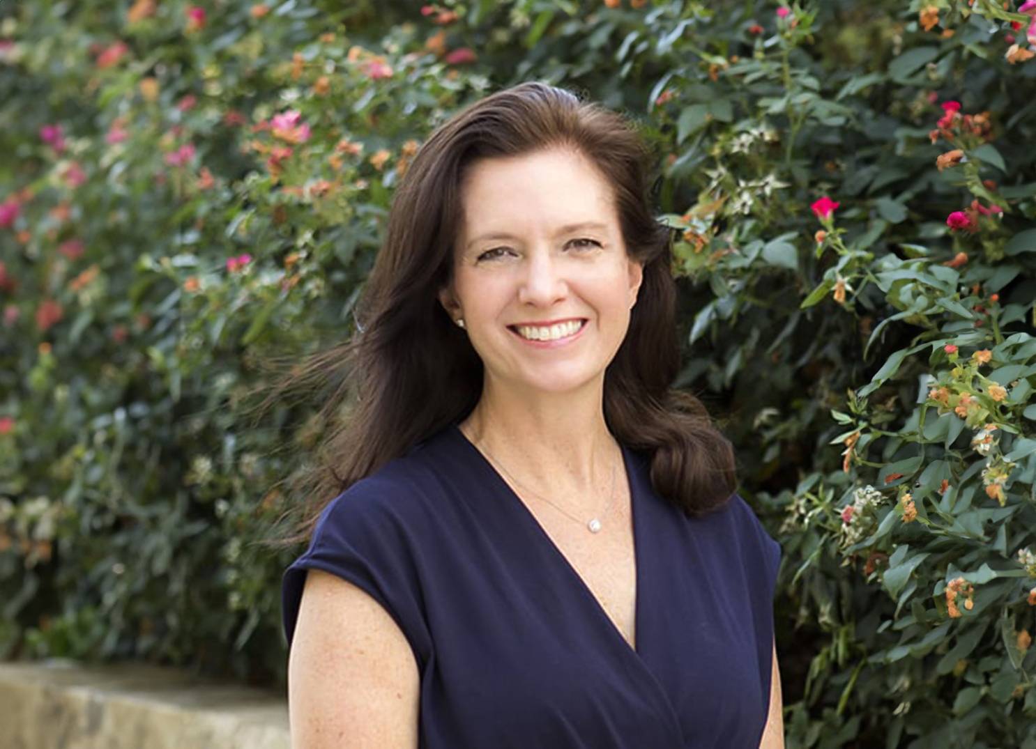 angela glode headshot