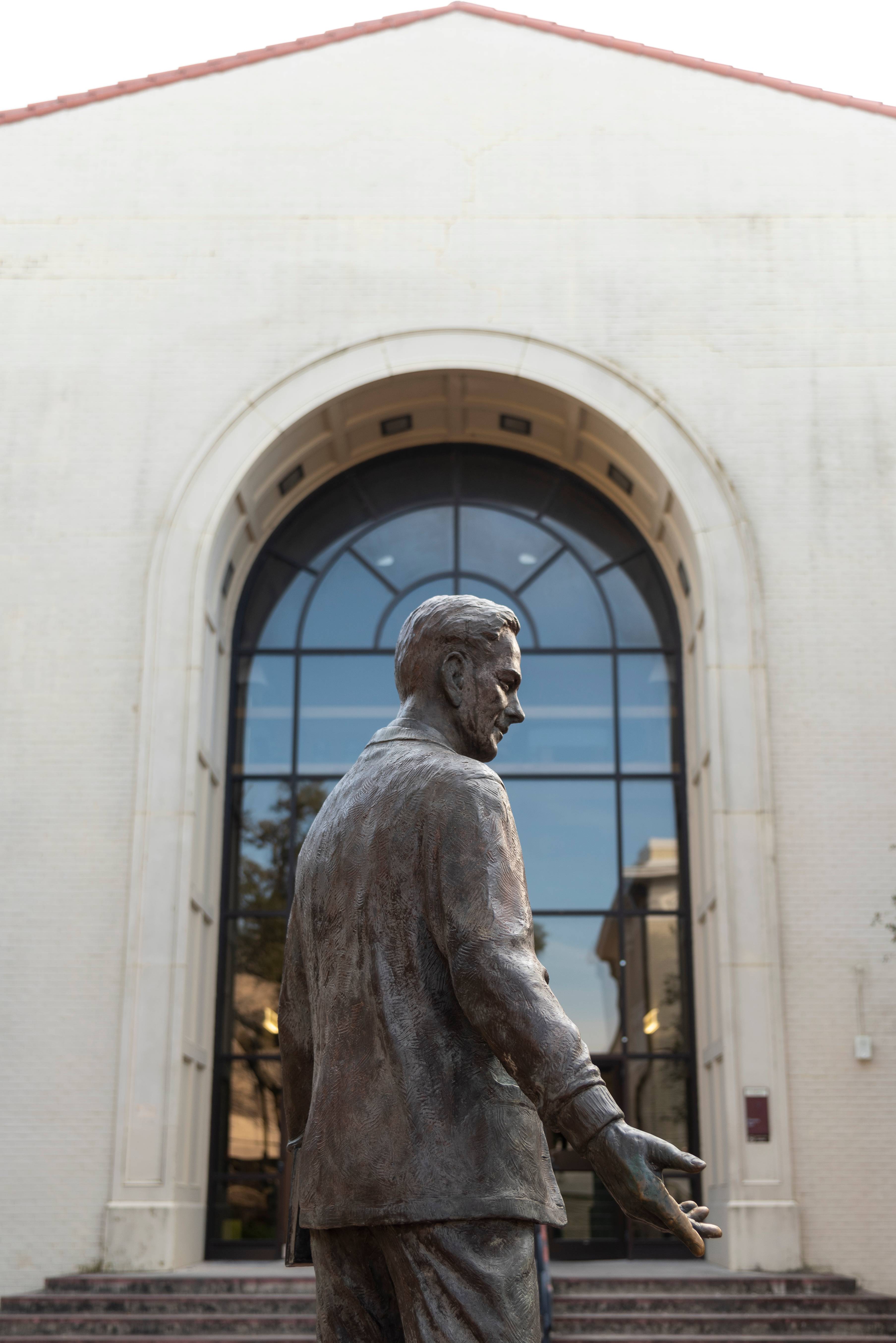 president statue in front of window