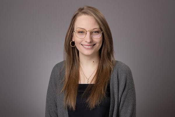 Headshot of Lauren Lee