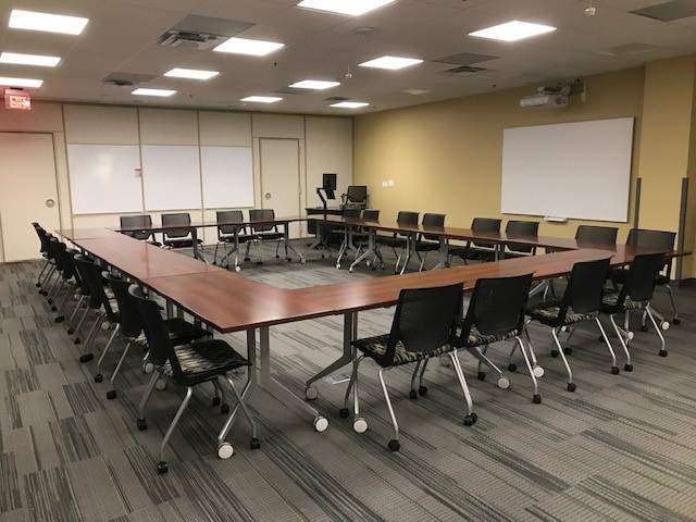 tables in square shape setup