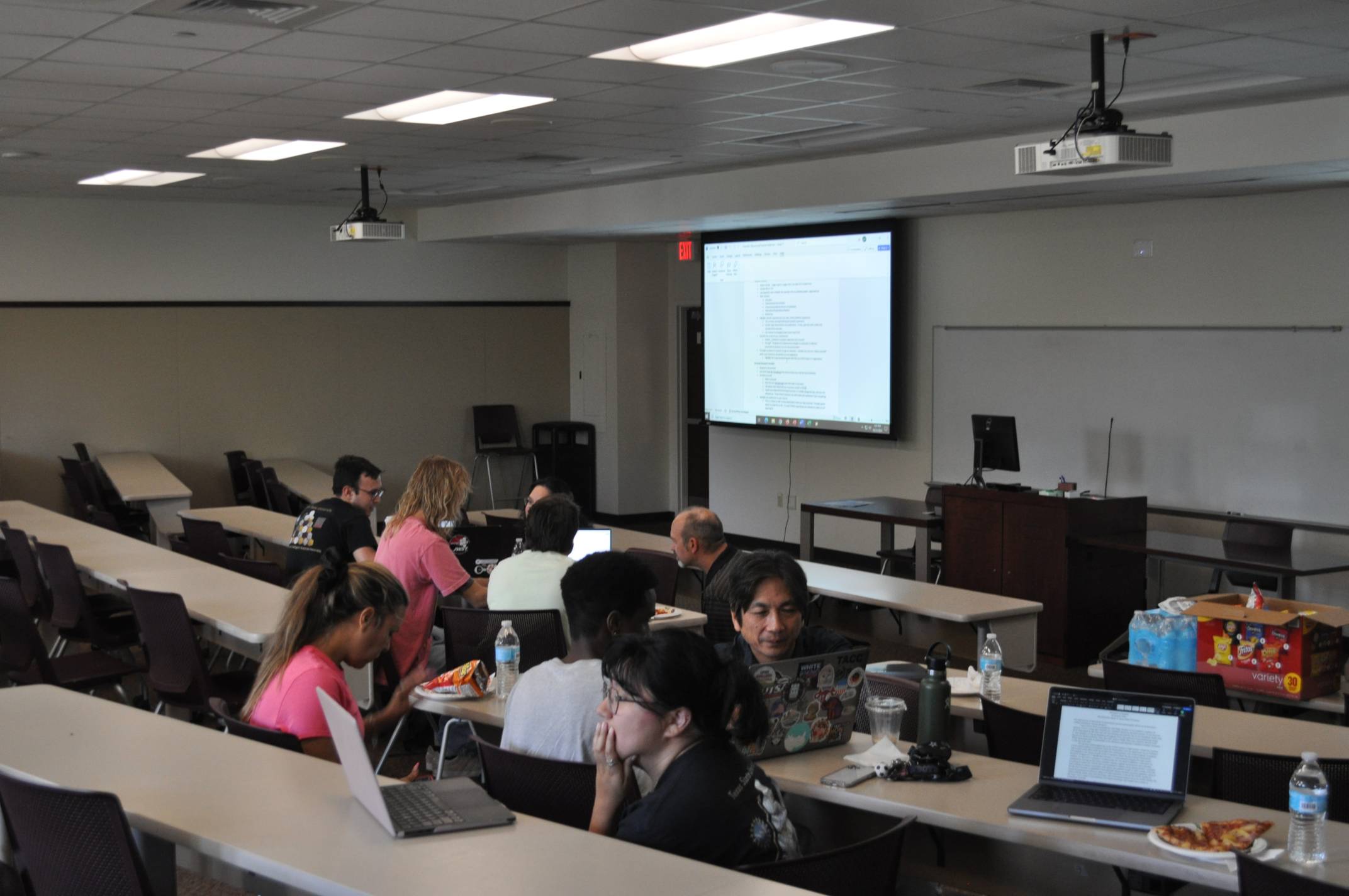 October 25 - Workshop on How to Prepare Resume, CV, Cover Letter
