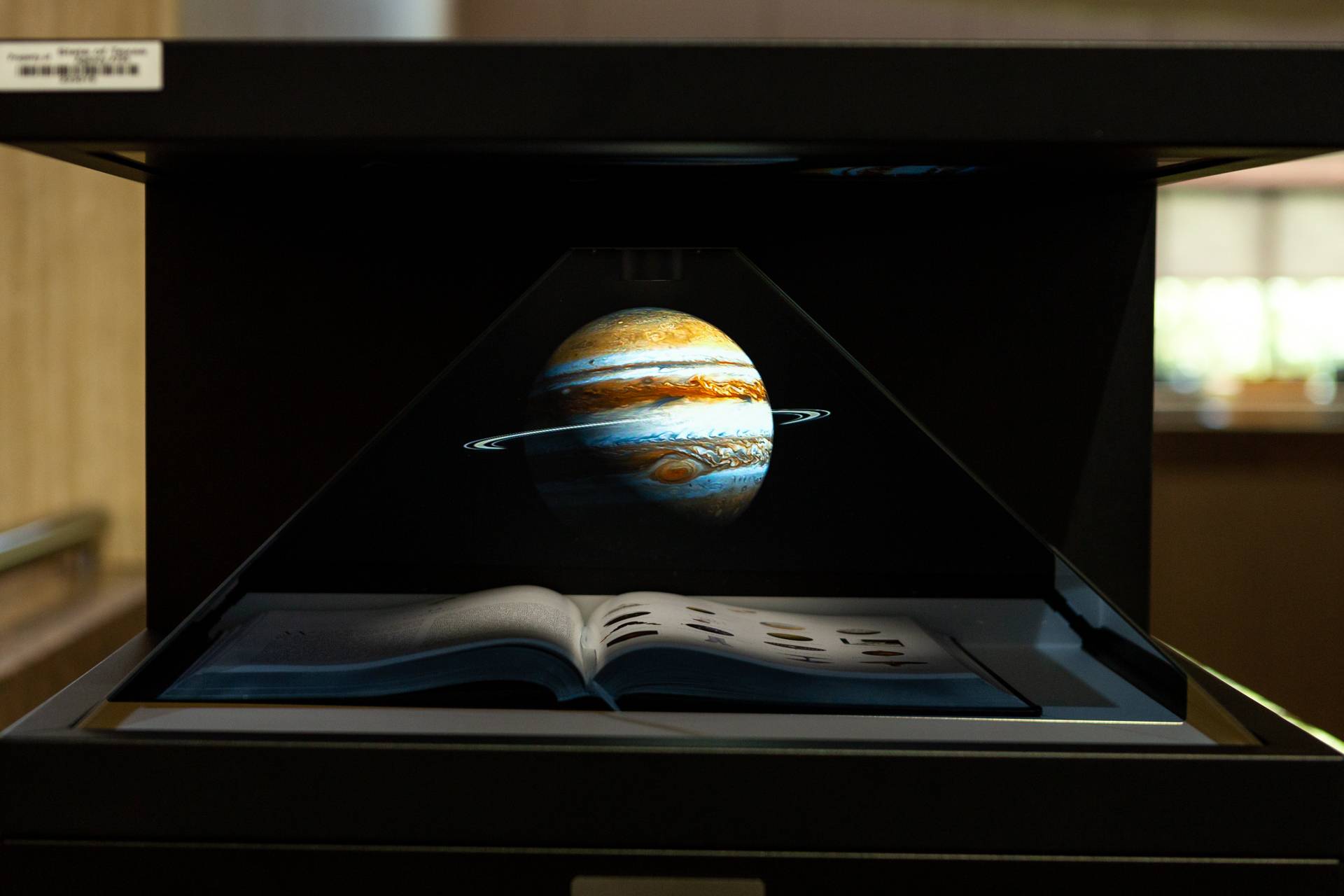 Holobox Holographic Display
