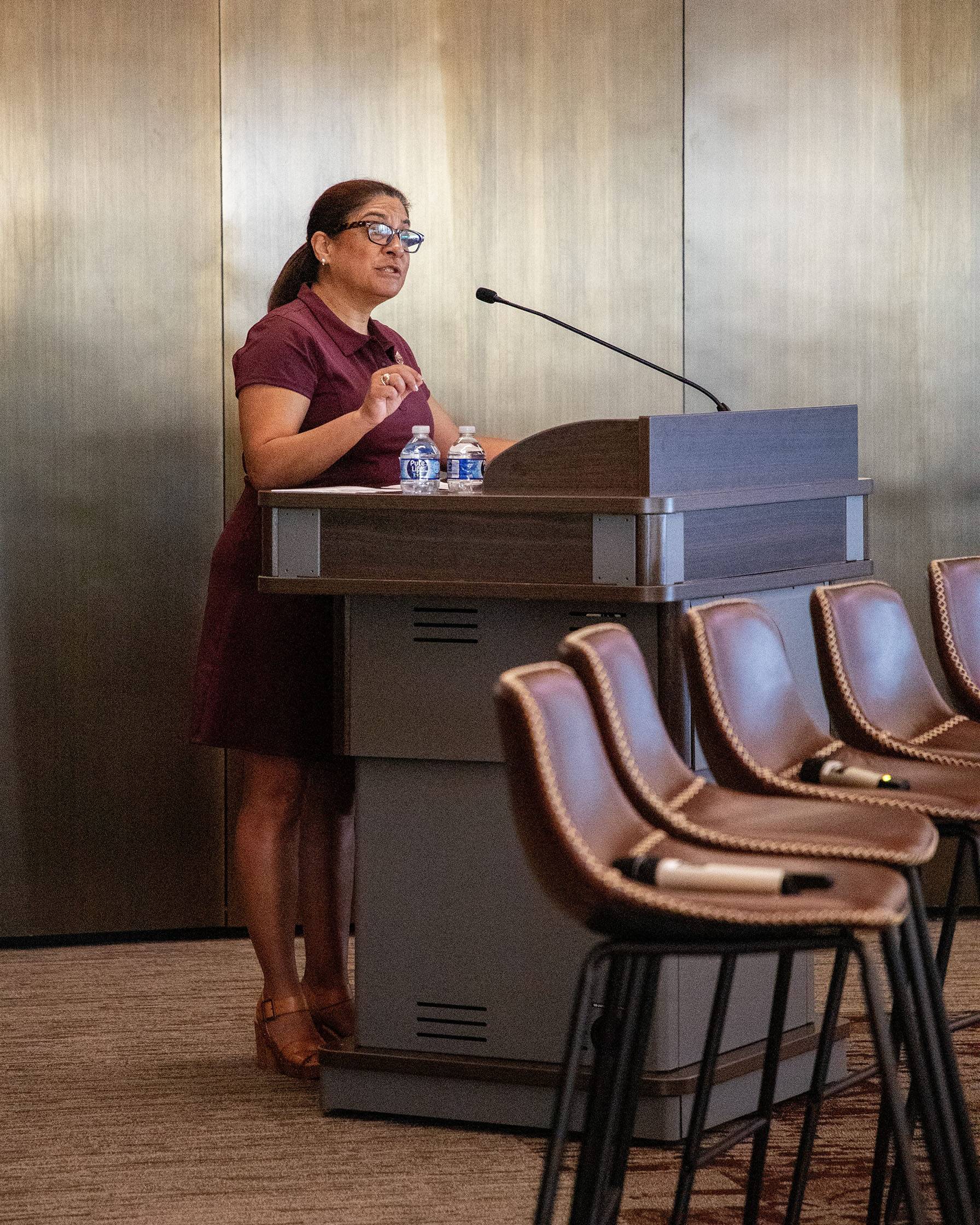 Cynthia Hernandez speaks at the Emloyability Summit.