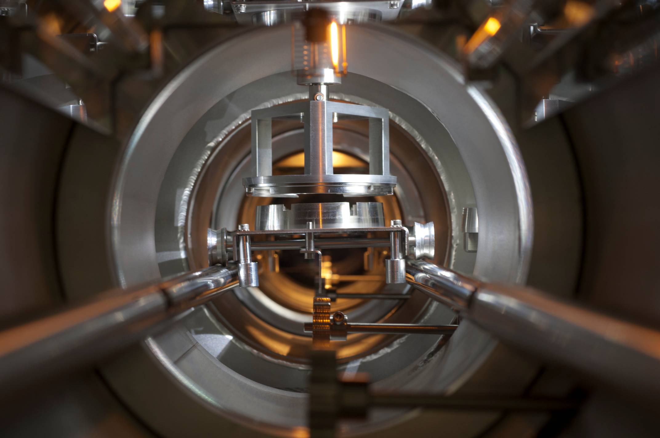 metal chamber of high-vacuum Molecular Beam Epitaxy (MBE) multi-chamber