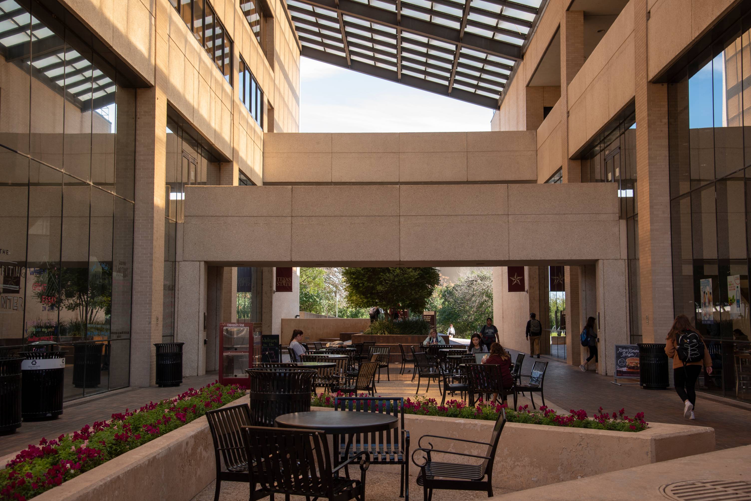 Entrance to the ASBN building