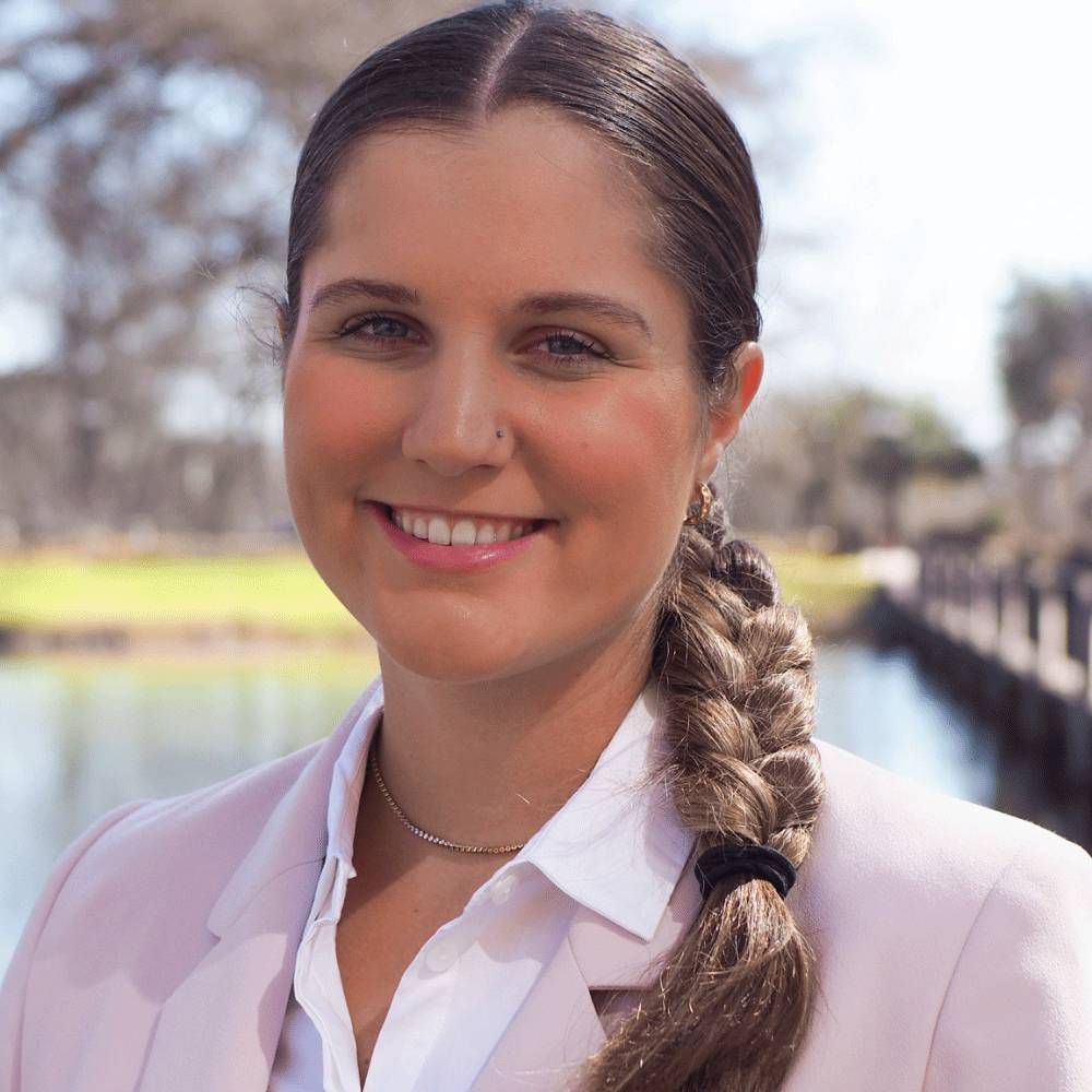 Headshot of Emma Carr