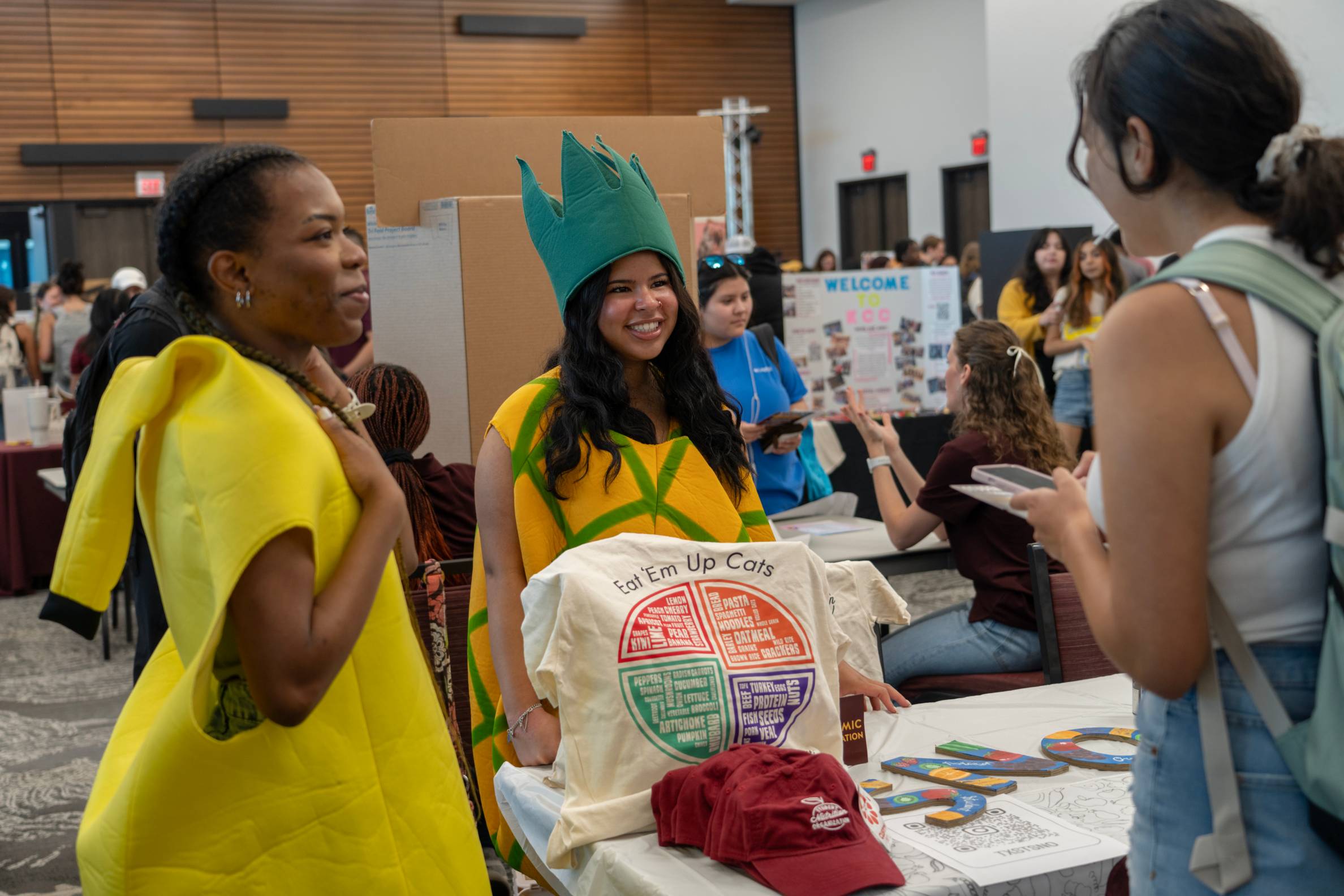 Students at Org Fair