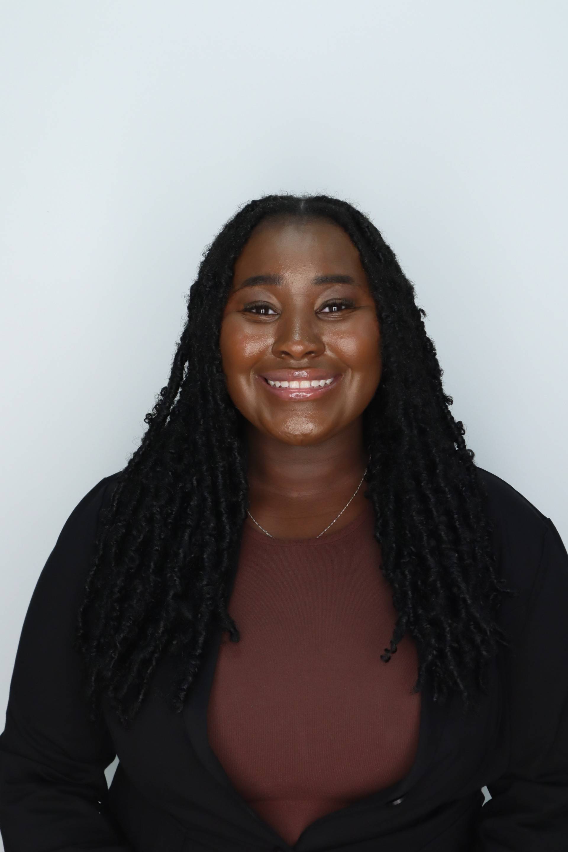 Chelsea Headshot