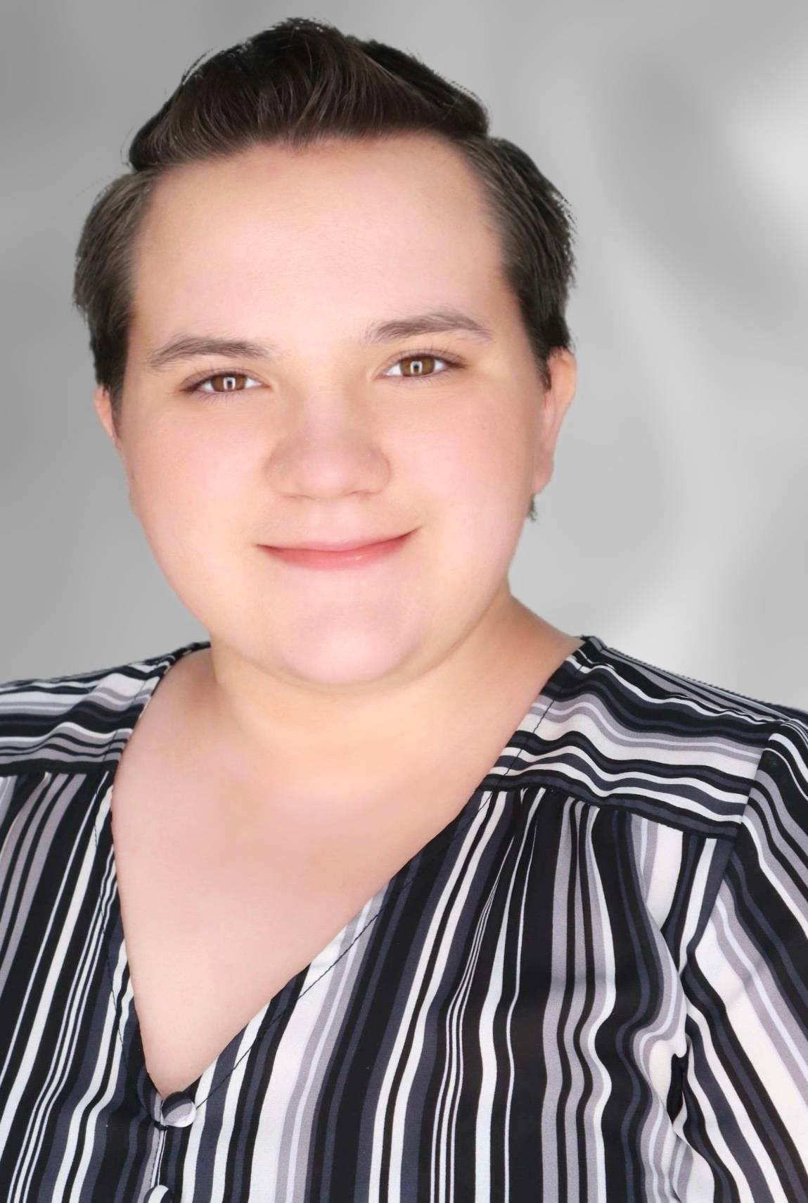 Tessa Headshot