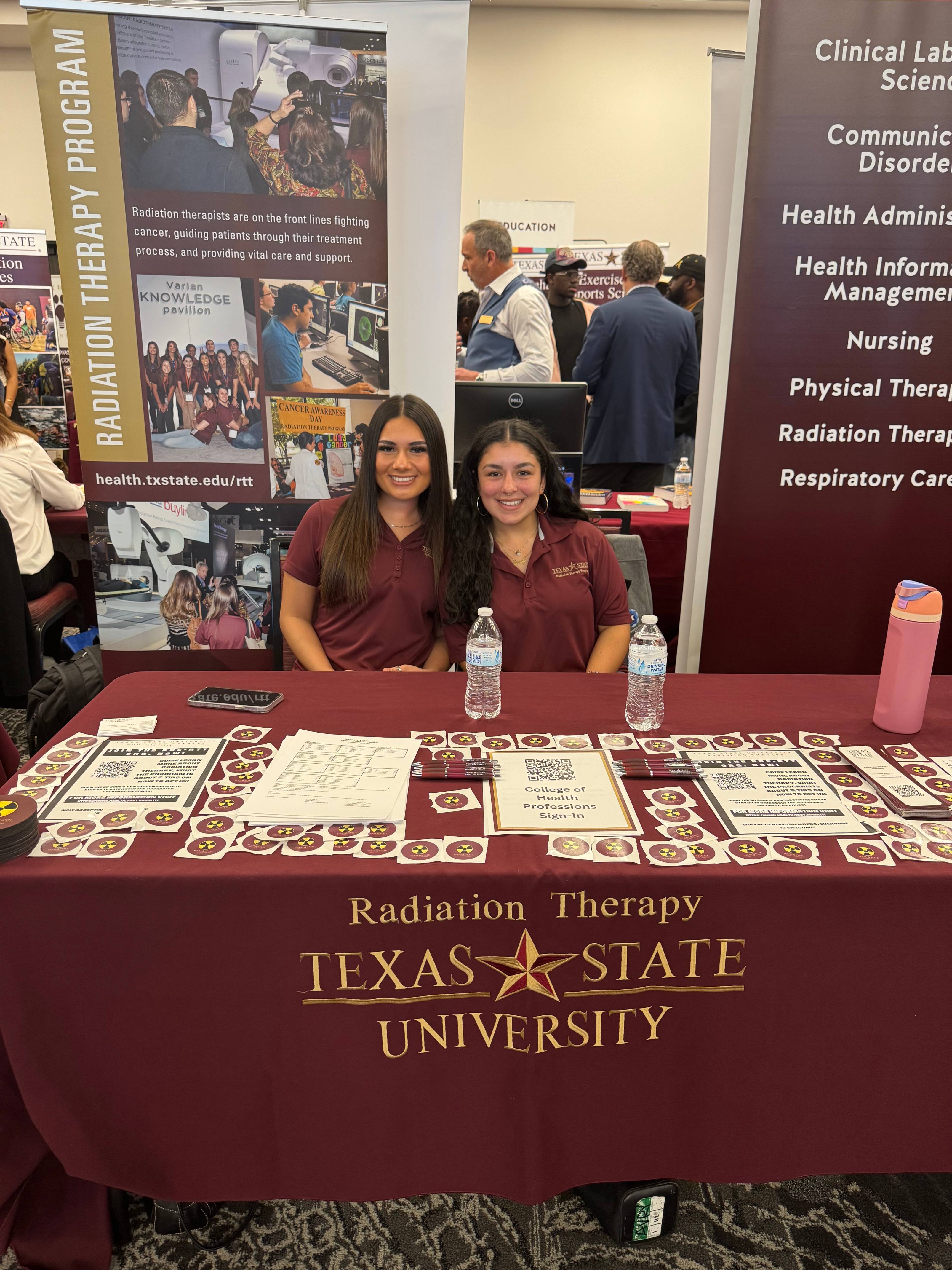 RTT Students at a tabling event on the San Marcos campus