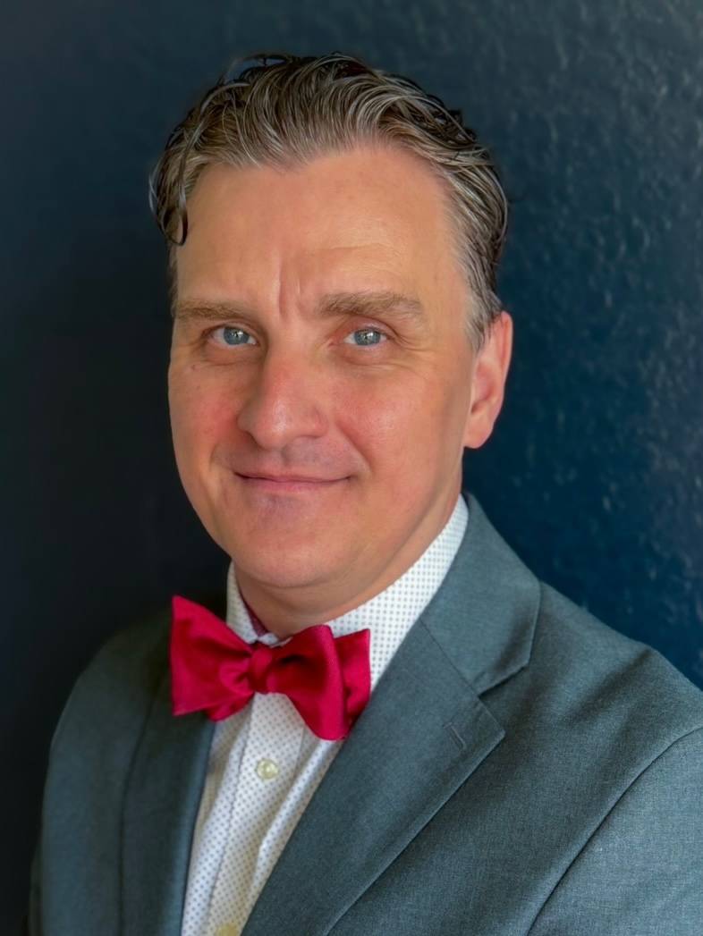 Headshot of Tony Gillette