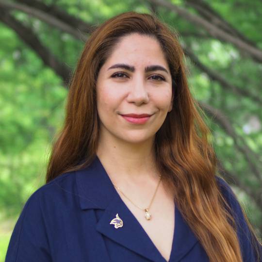 Headshot of Elahe Mahmoudi