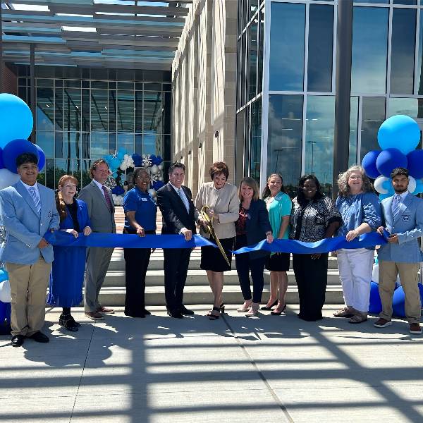 Lamar State College Port Arthur and Texas State University System leadership during the ribbon cutting ceremony