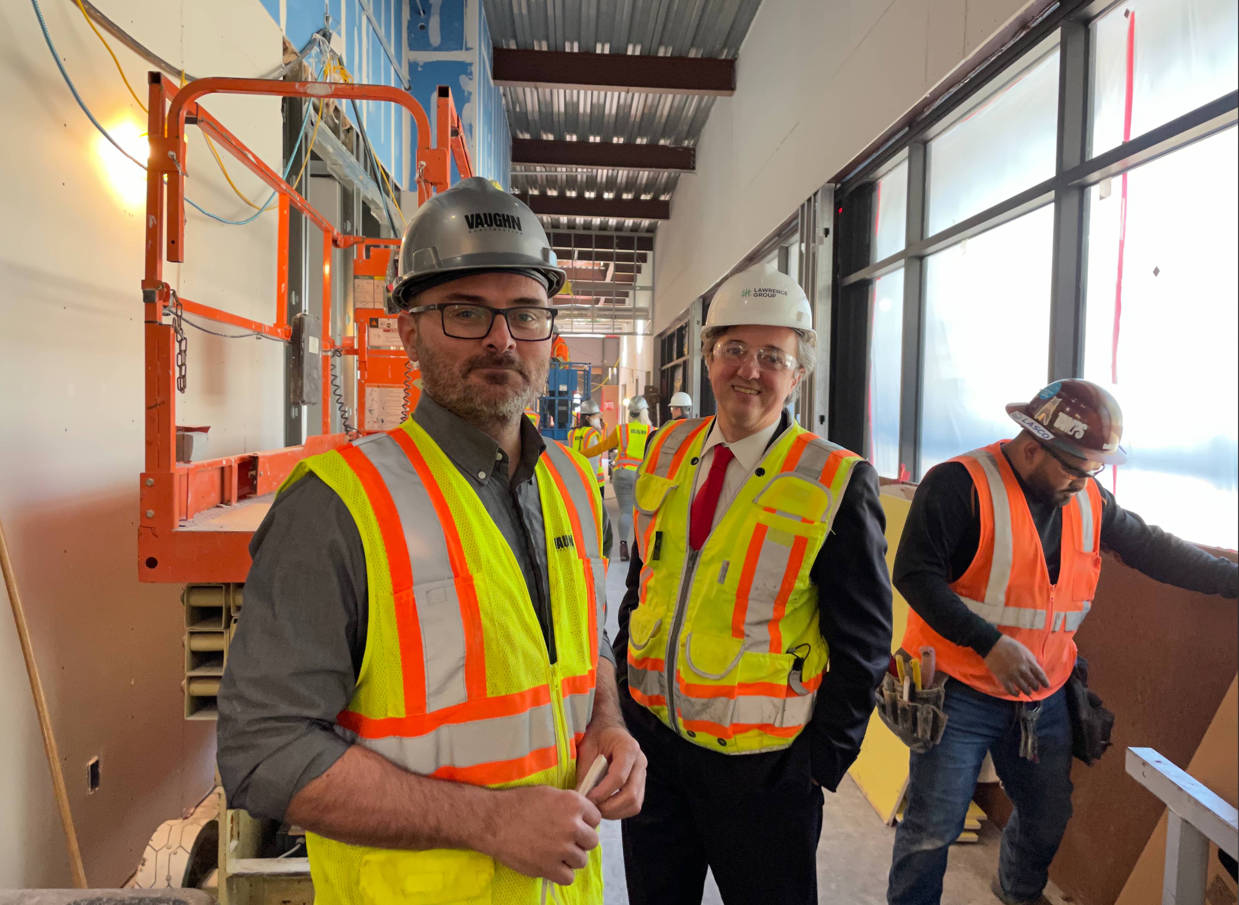 Associate Professor Johnny McAllister and Dean John Fleming at Live Oak Hall