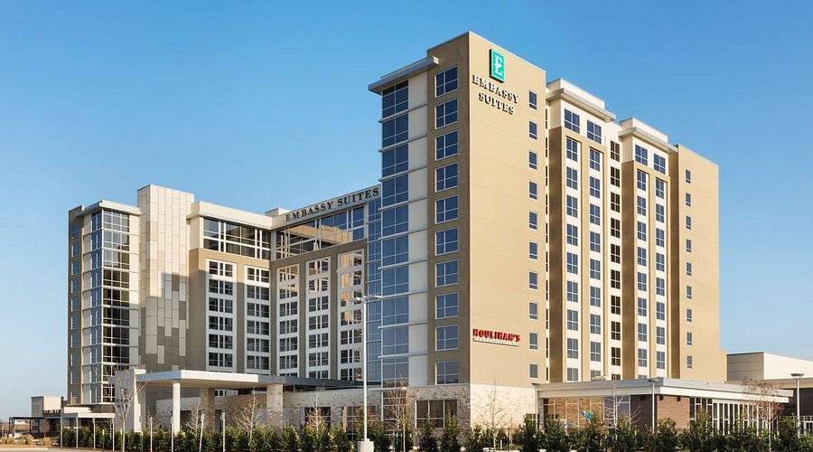 Exterior of the Denton Embassy Suites