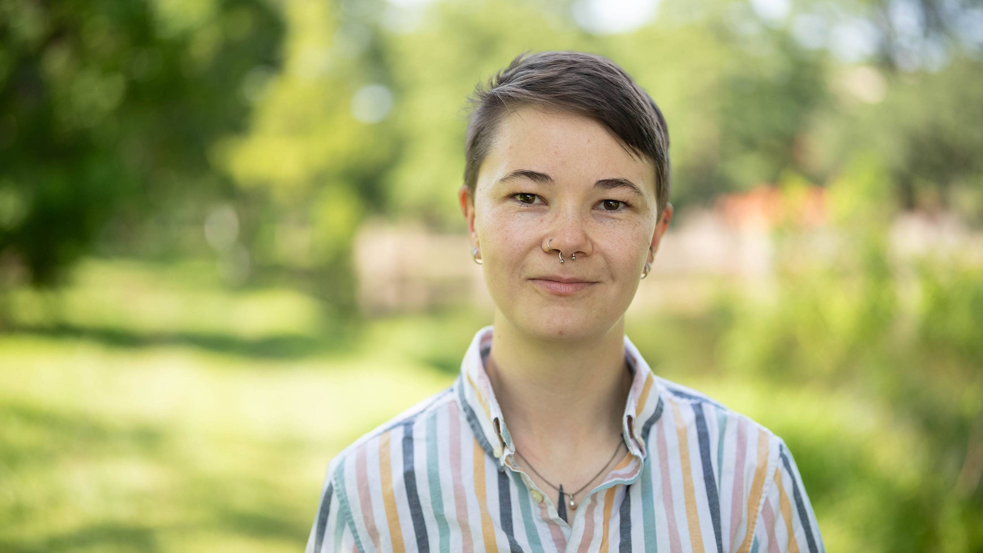 Headshot of Shelly White.