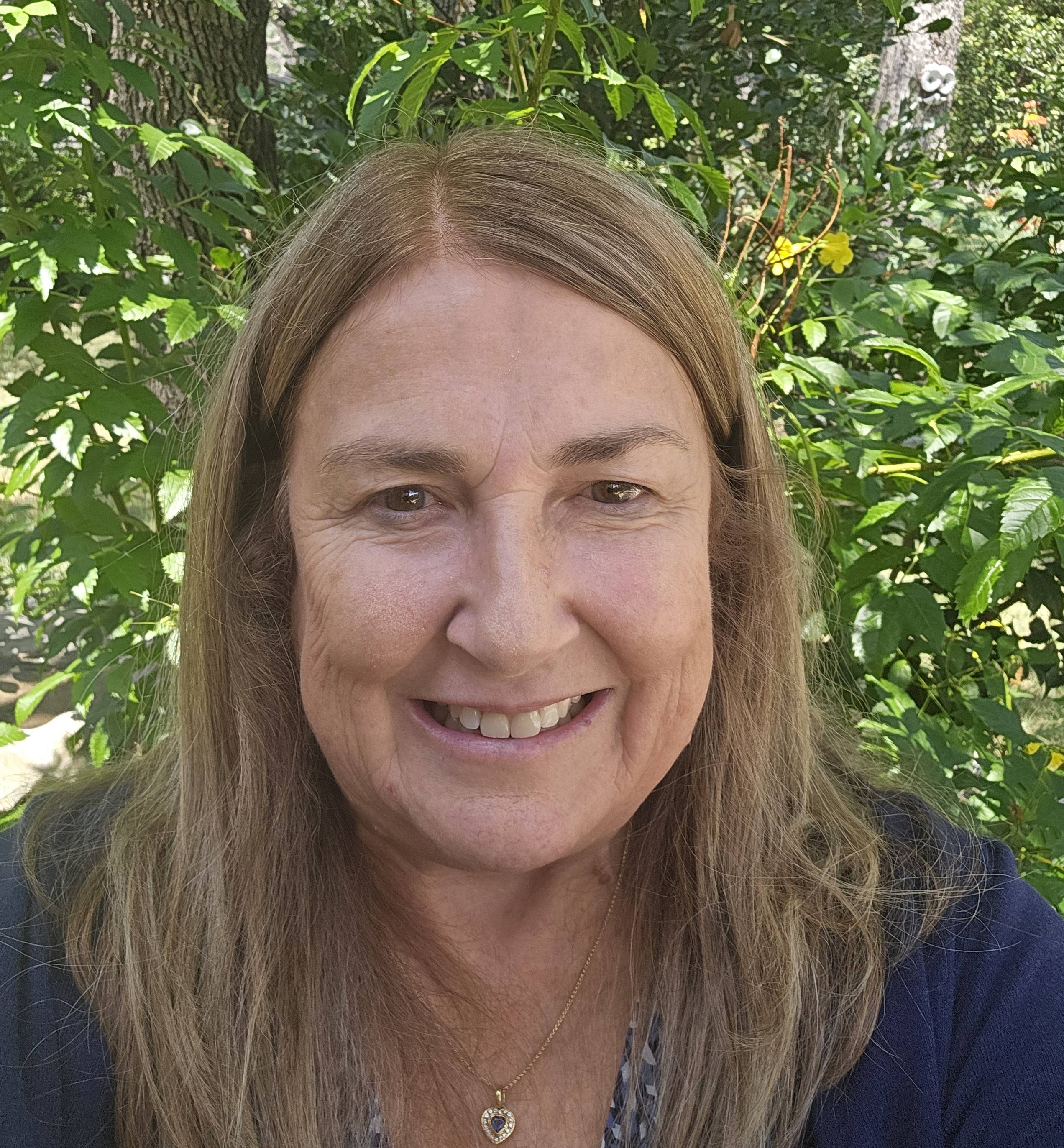 photo of Barbara Hewit