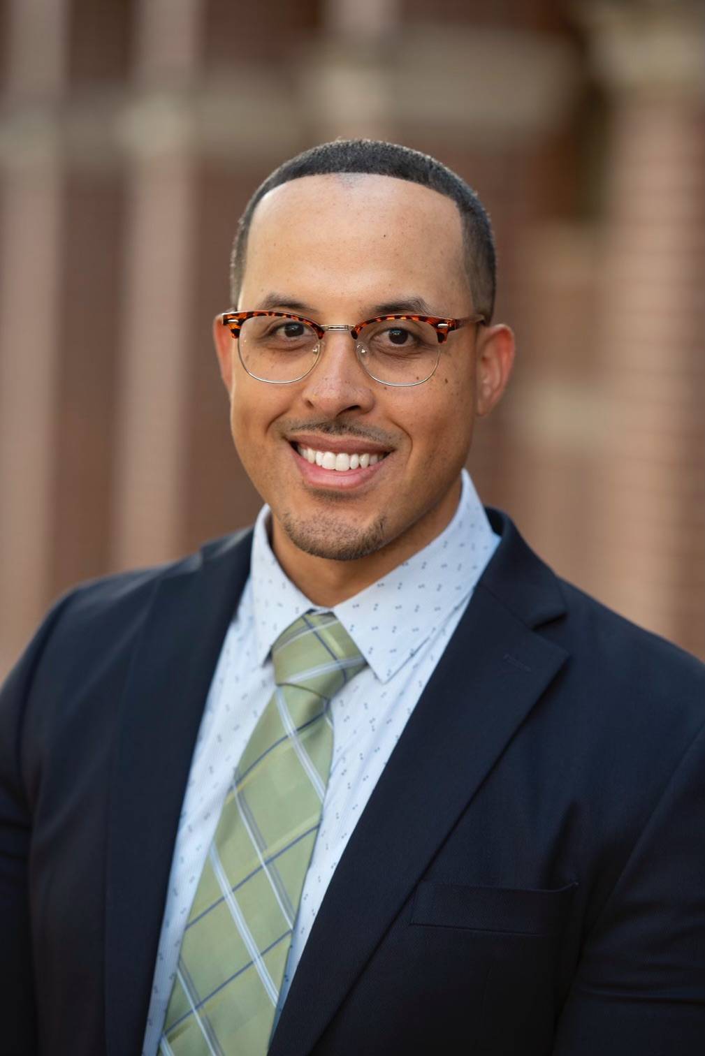Dr.Rafael Almanzar Headshot