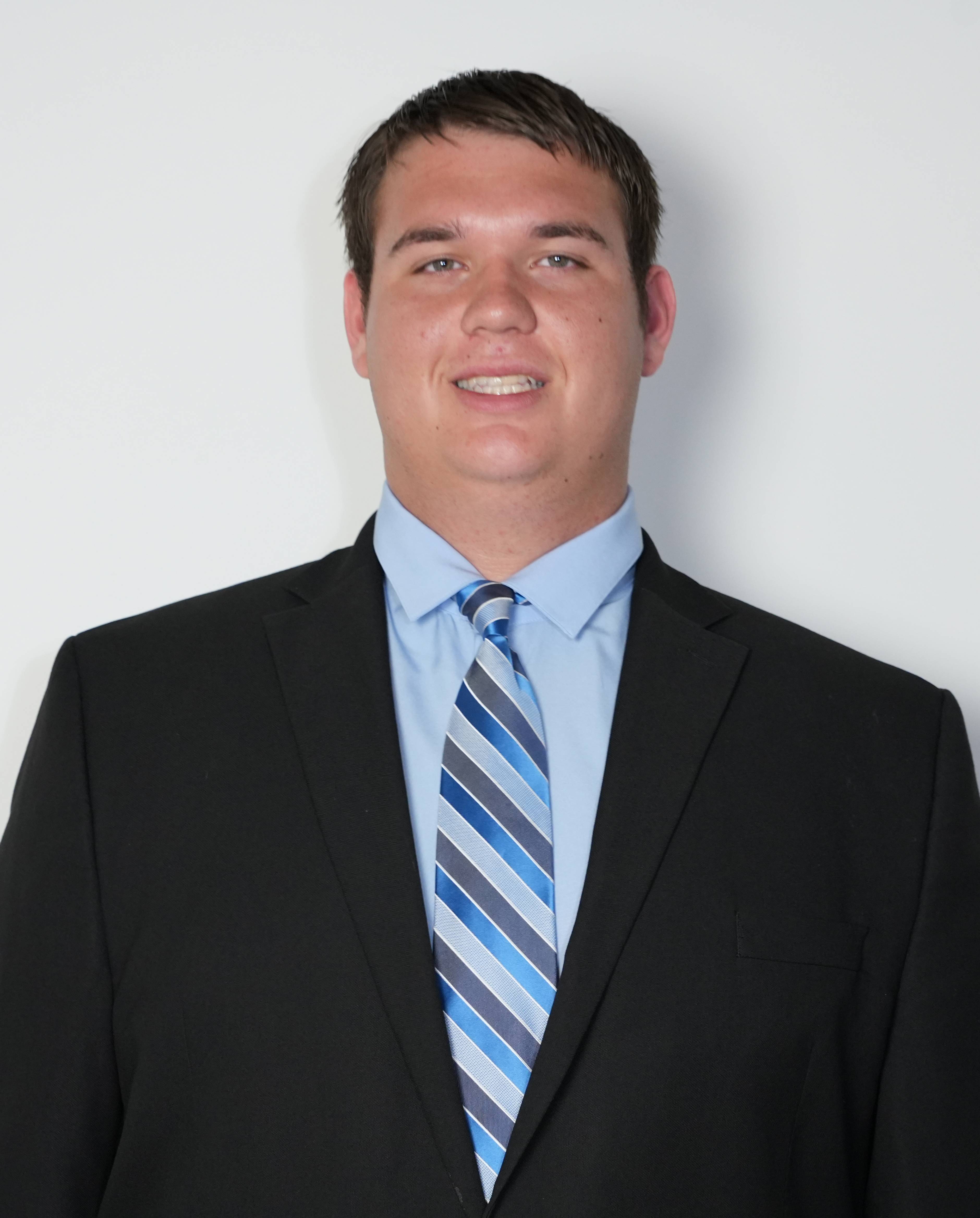 Dylan Lester headshot