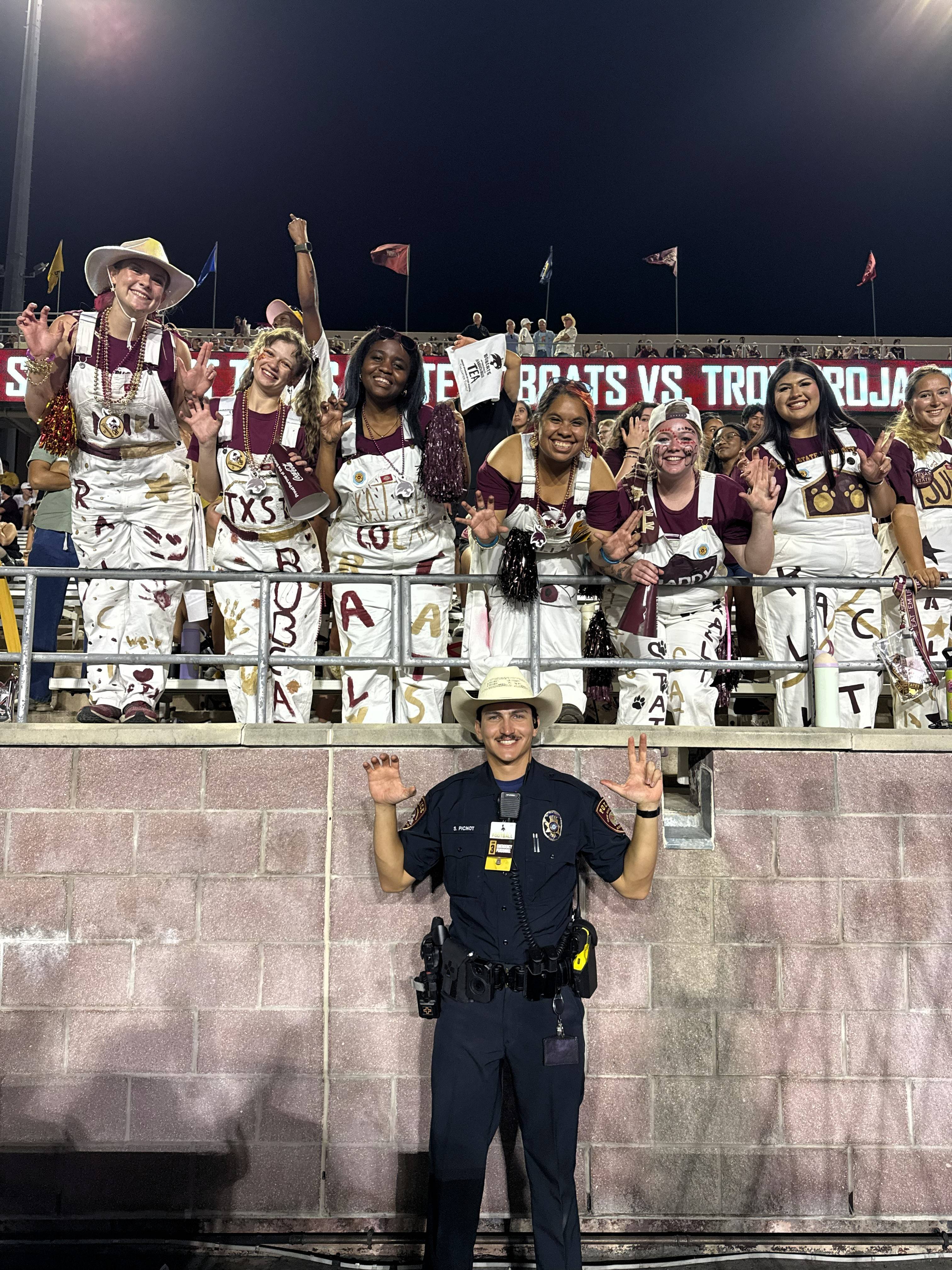 picnot with cheer squad