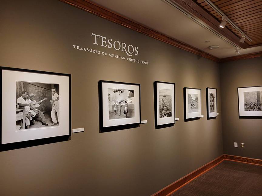 Tesoros Gallery installation