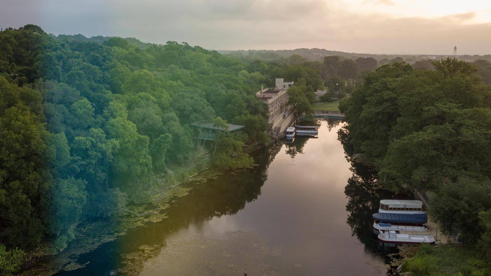 spring lake underwater view