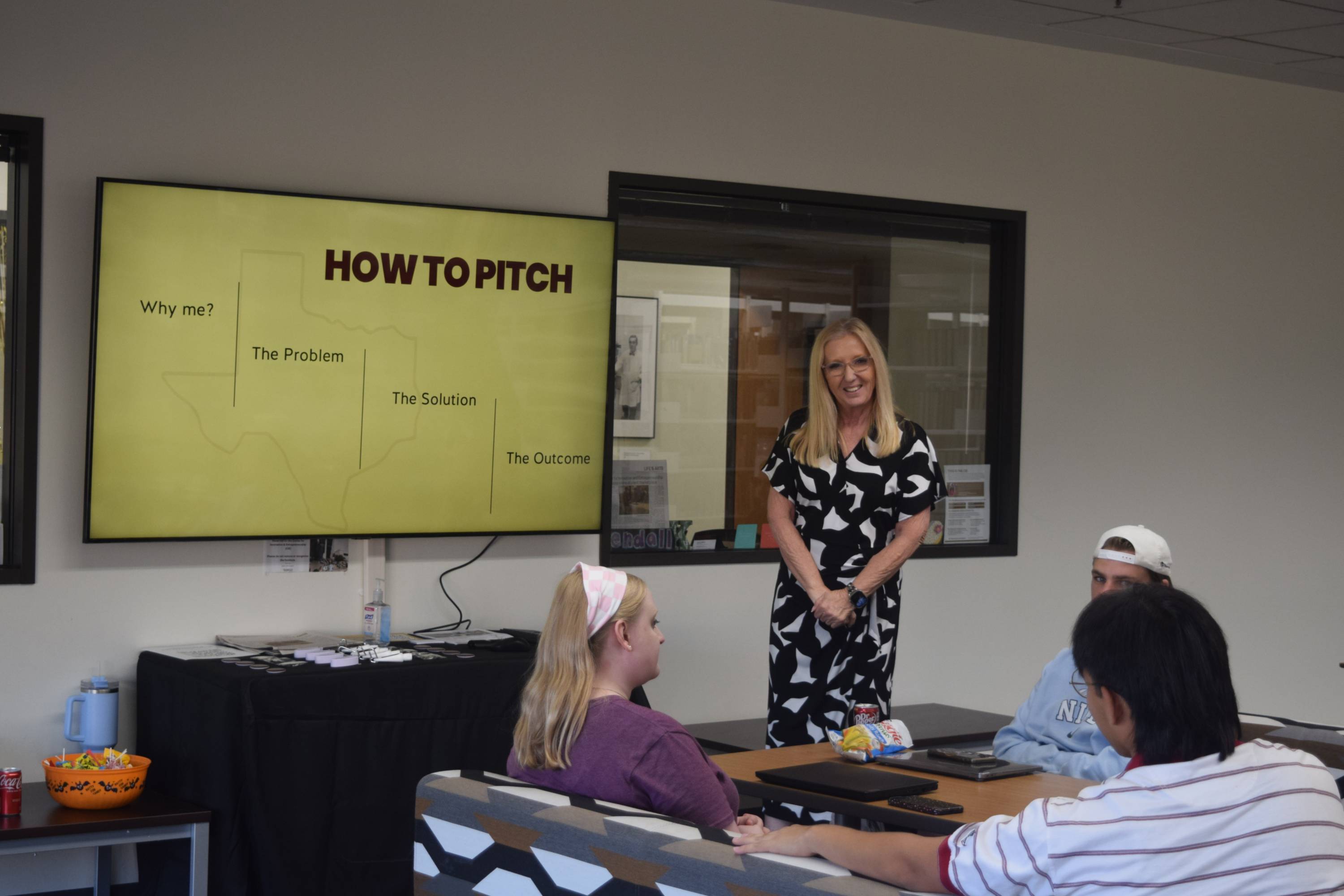 Director of the CIE Quinn Valentine teaches students about how to pitch at a Wednesday Workshop earlier this semester.