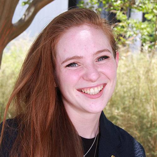 A headshot of the OER librarian.