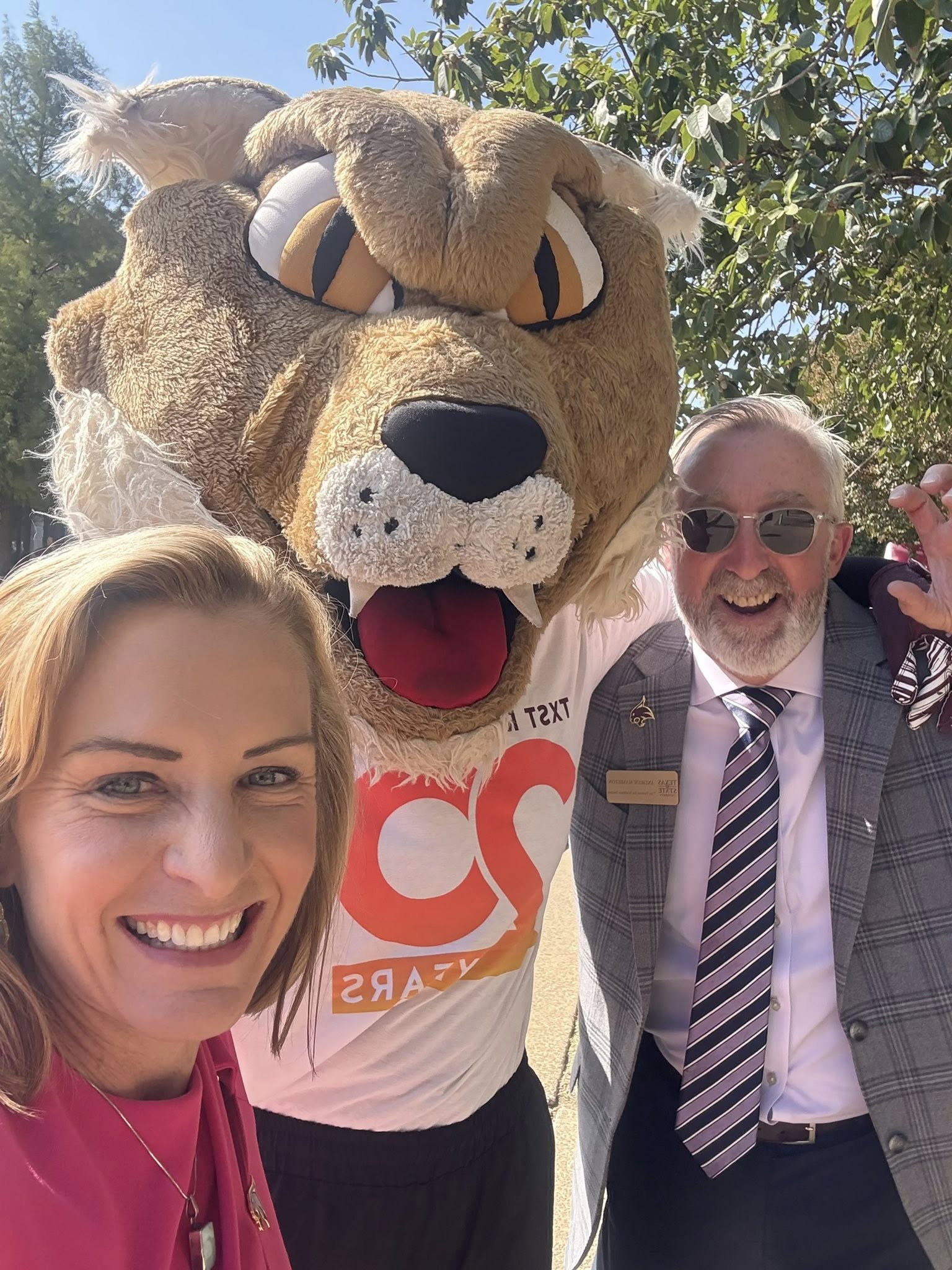 Dr. Lessiter with Dr. Hamilton and Boco