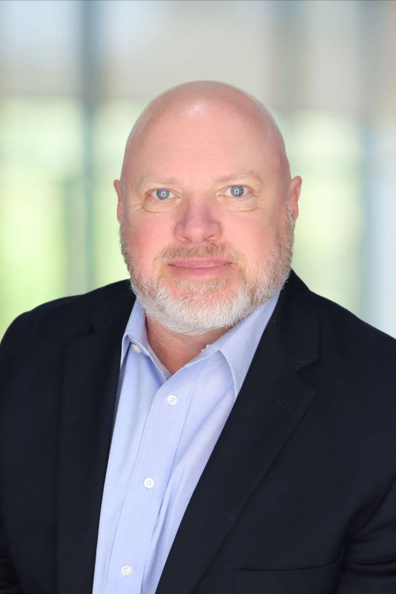 Headshot of Lon Olson