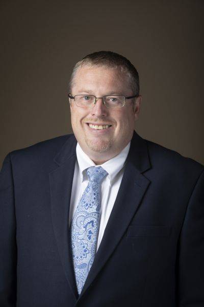 Headshot of Dr. Ryan Anderson