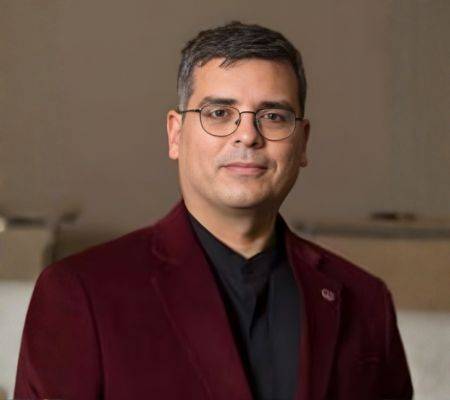 Headshot of Dr. Francis A. Méndez Mediavilla