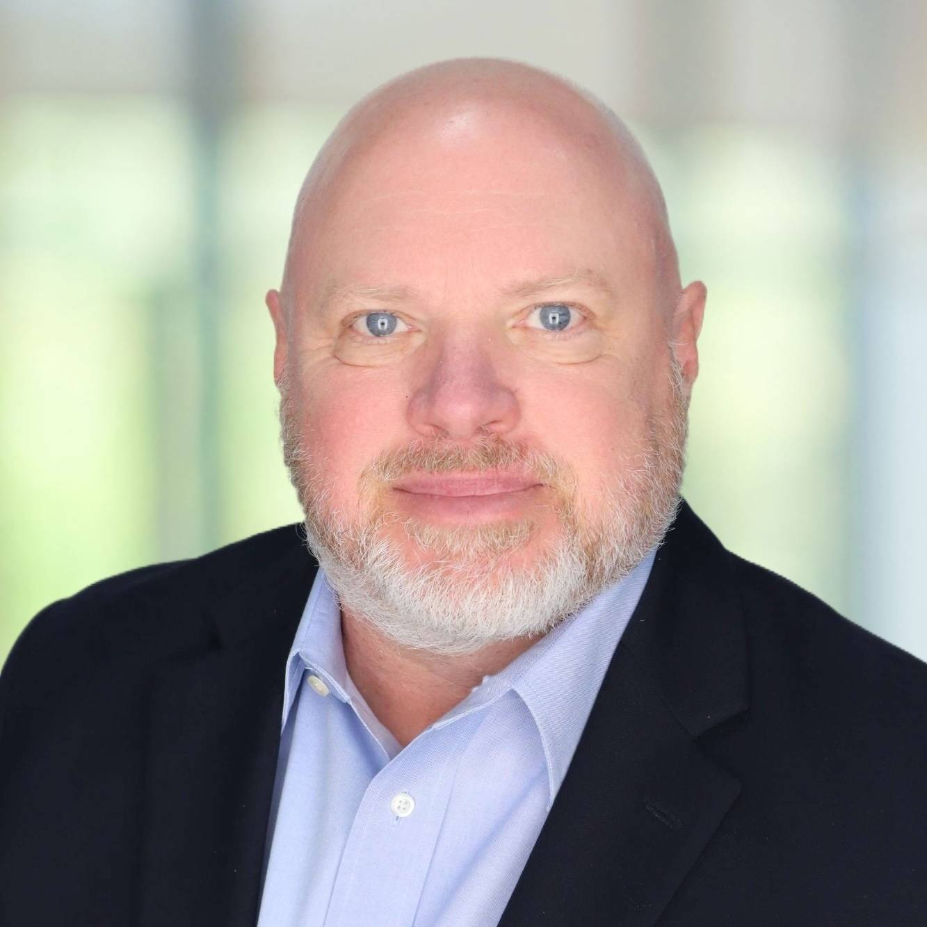 Headshot of Lon Olson