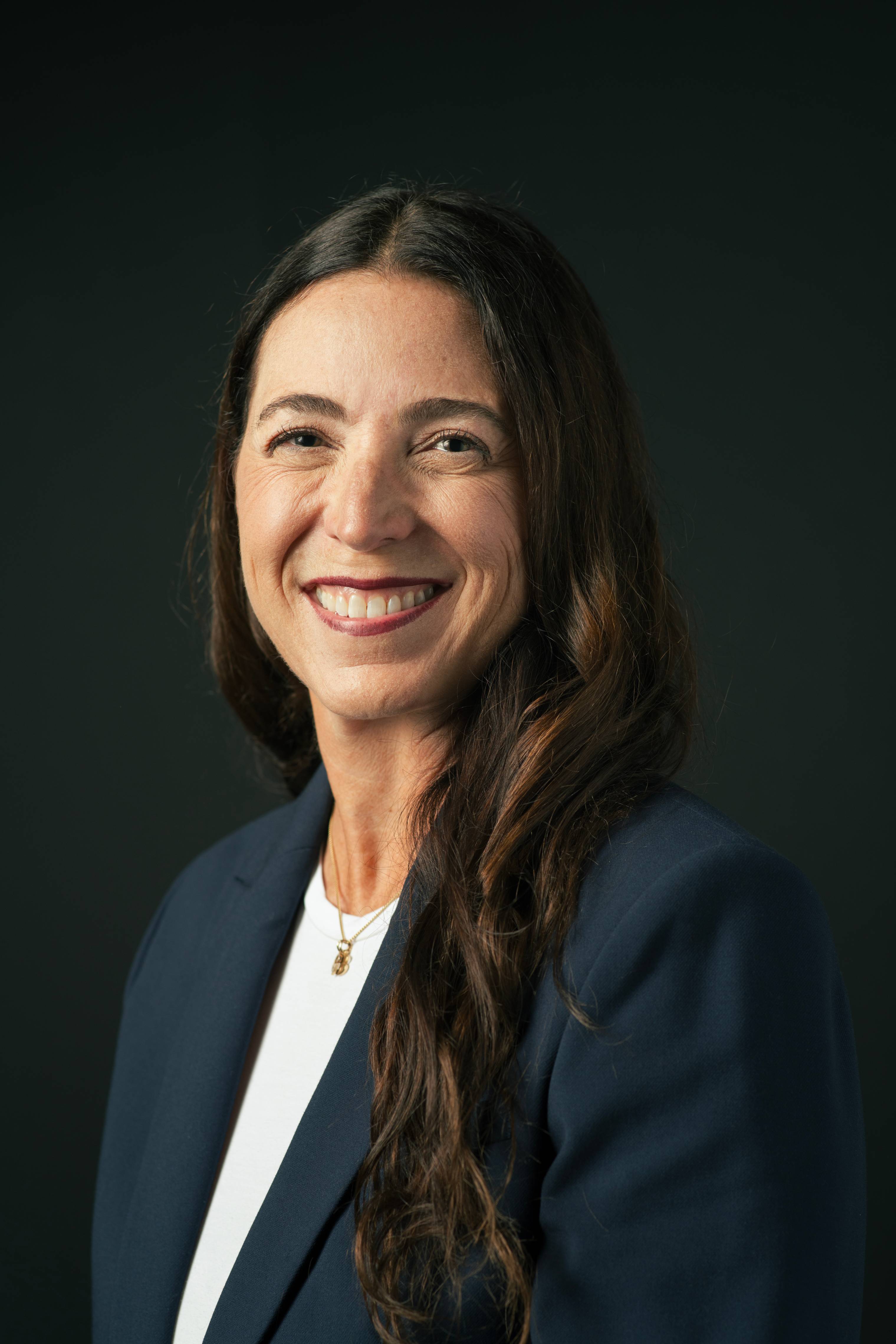 bobbie moore headshot